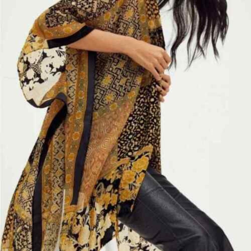 SOLD FREE PEOPLE Beguiled Patchwork Burnout Velvet Kimono NEW ONE SIZE - Picture 2 of 13